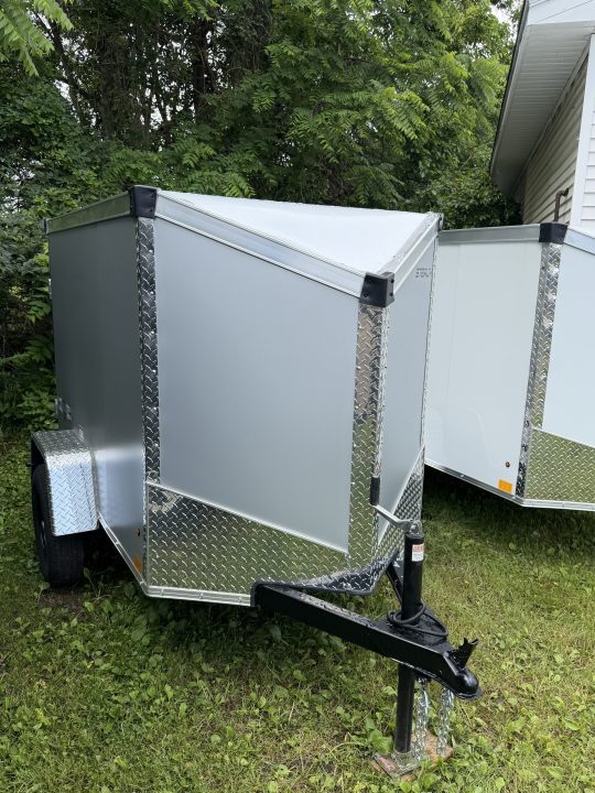 New 2026 Stealth 4 x 6 Mustang x Enclosed Trailer w/ Barn door(Single) Cargo / Enclosed Trailer NEW MODEL - Screwless and Light Lid Roofing !!
