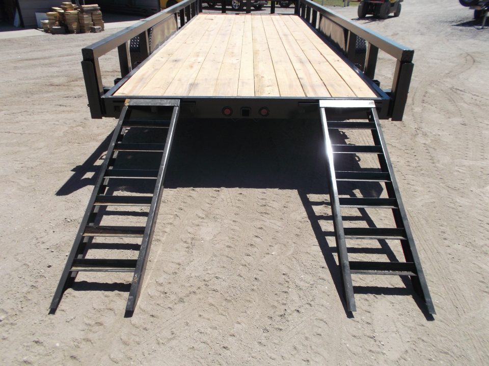 New 2026 Longhorn Trailers 83x20 Gooseneck 14K Utility Trailer / Lowboy Trailer / 7000# Axles / 3" Square Tubing / 5ft Heavy Duty Stow Away Ramps / LED Lights
