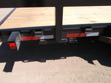 New 2026 Longhorn Trailers 83x20 Gooseneck 14K Utility Trailer / Lowboy Trailer / 7000# Axles / 3" Square Tubing / 5ft Heavy Duty Stow Away Ramps / LED Lights