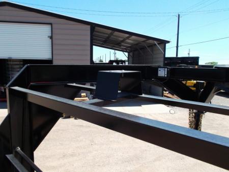 New 2026 Longhorn Trailers 83x20 Gooseneck 14K Utility Trailer / Lowboy Trailer / 7000# Axles / 3" Square Tubing / 5ft Heavy Duty Stow Away Ramps / LED Lights