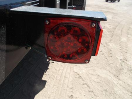 New 2026 Longhorn Trailers 83x20 Gooseneck 14K Utility Trailer / Lowboy Trailer / 7000# Axles / 3" Square Tubing / 5ft Heavy Duty Stow Away Ramps / LED Lights