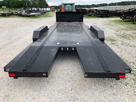 New 2027 MAXX-D 83x24 TANDEM 9.9K CARHAULER W/ ALUM WHEELS, WINCH PLATE, ROCK SHIELD & E-TRACK Car Hauler