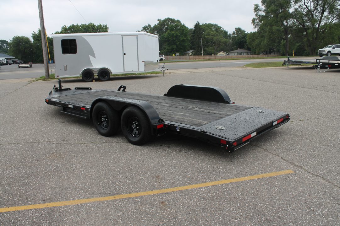 Used 2022 Diamond C Trailers GTF235 18x83 Car Hauler