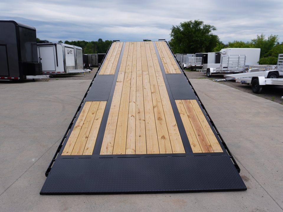 New 2026 Diamond C Trailers DET210 28ft Deckover Tilt Tilt Trailer