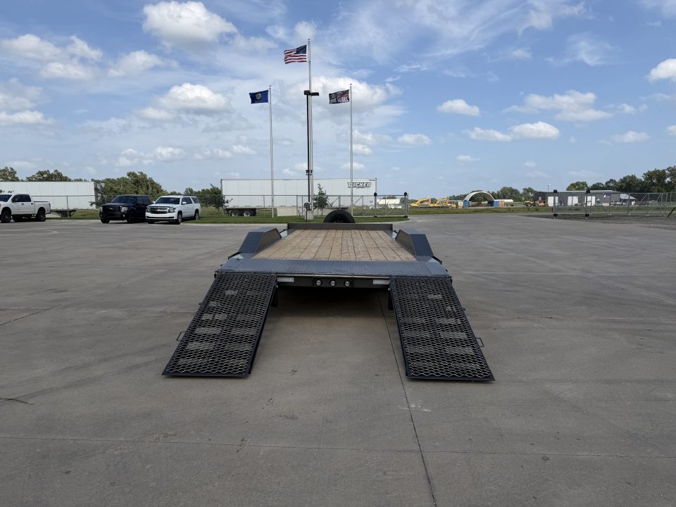 New 2027 MAXX-D H6X 102 X 20 Equipment Trailer