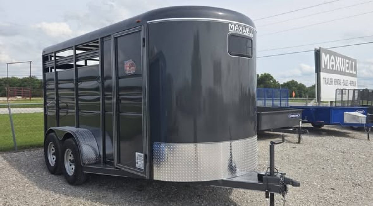 New 2026 Maxwell 3 Horse Brushpopper Horse Trailer