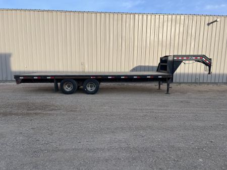 Used 2014 PJ Trailers 24' Gooseneck Flatbed Trailer