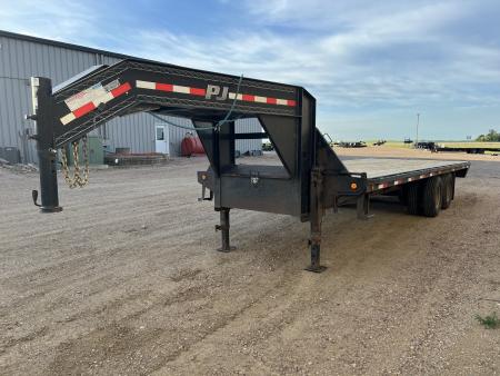 Used 2014 PJ Trailers 24' Gooseneck Flatbed Trailer