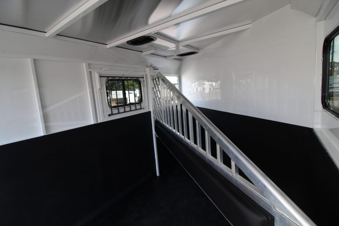 New 2027 Trails West Classic II 2 Horse Trailer