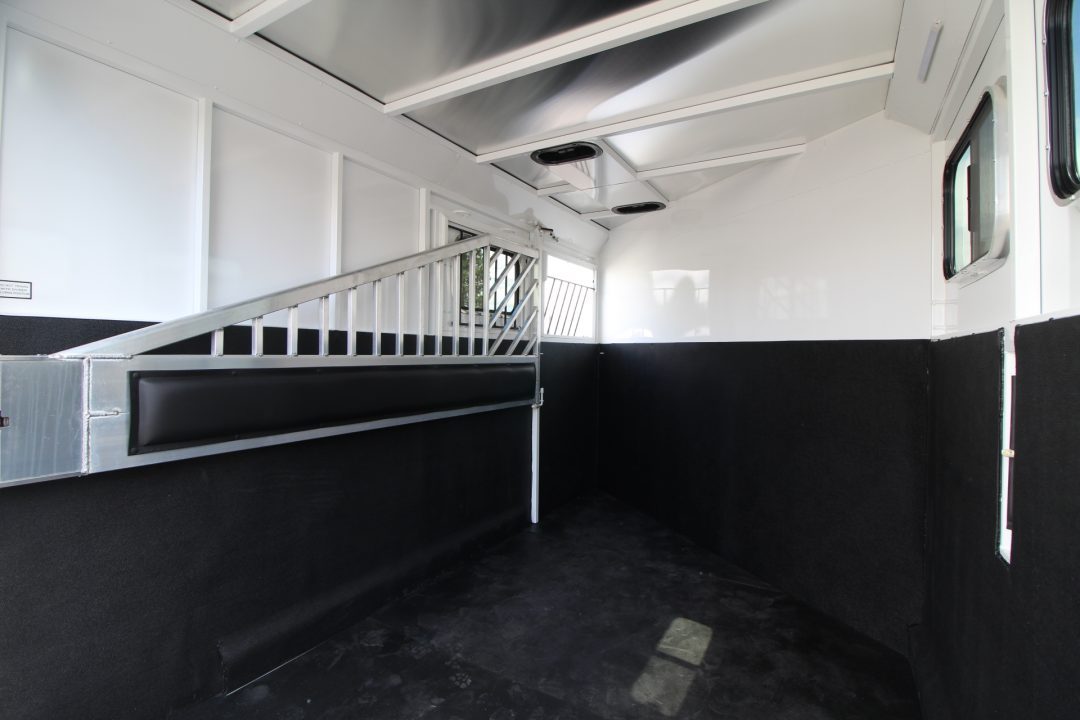 New 2027 Trails West Classic II 2 Horse Trailer