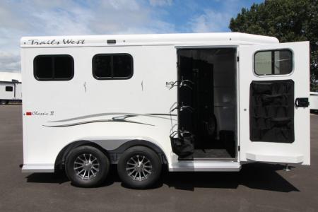New 2027 Trails West Classic II 2 Horse Trailer