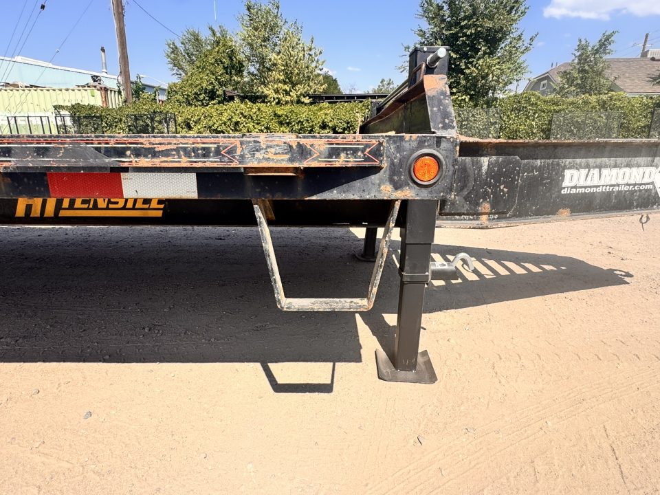 Used 2017 Diamond T 8.5-28 Equipment Hauler Tandem Pintle