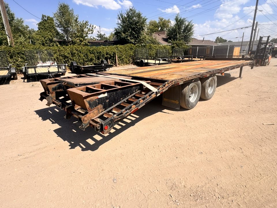 Used 2017 Diamond T 8.5-28 Equipment Hauler Tandem Pintle