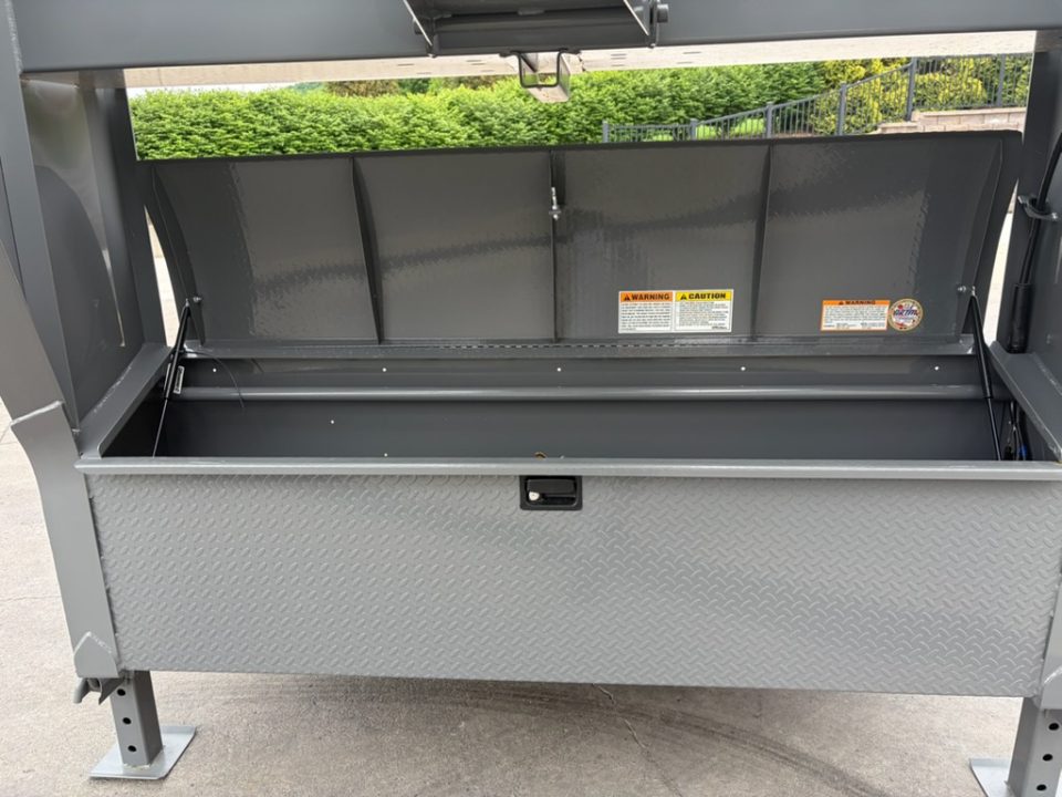 New 2026 Diamond C Trailers HDT GN Tilt Trailer