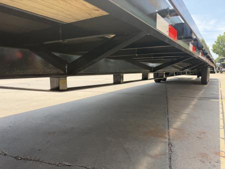 New #144439 2026 MP CUSTOMS 40 X 102 TANDEM AXLE 14K FLATBED GOOSENECK W/ MAXX RAMPS