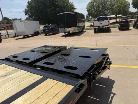 New #144439 2026 MP CUSTOMS 40 X 102 TANDEM AXLE 14K FLATBED GOOSENECK W/ MAXX RAMPS