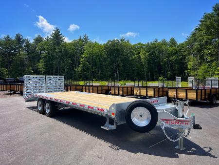 New 2026 Triumph 102X25 Deckover/ Max Wedge Ramps / Galvanized/ Oil Bath hubs/ 22k GVW