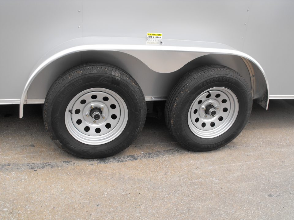 New Enclosed Trailer 7 X 16 Ramp Silver 7' Interior 7000 GVRW