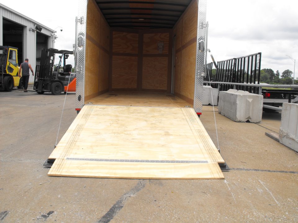 New Enclosed Trailer 7 X 16 Ramp Silver 7' Interior 7000 GVRW