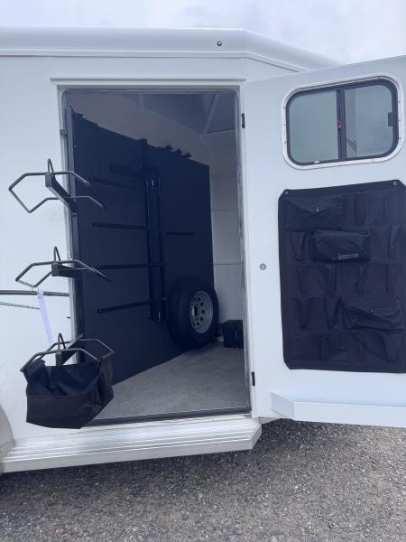 New 2026 Trails West 2H BP Classic Horse Trailer