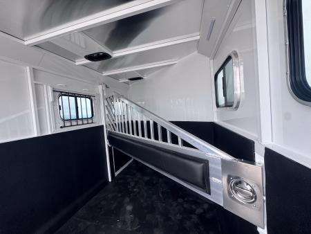New 2026 Trails West 2H BP Classic Horse Trailer