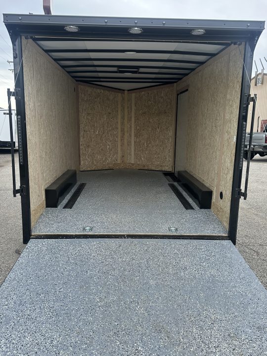 New 2026 Discovery Trailers Car Hauler ET 8.5x14 7k Enclosed Car Hauler #29936 Car / Racing Trailer