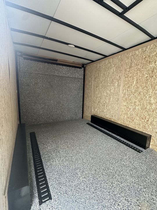 New 2026 Discovery Trailers Car Hauler ET 8.5x14 7k Enclosed Car Hauler #29936 Car / Racing Trailer
