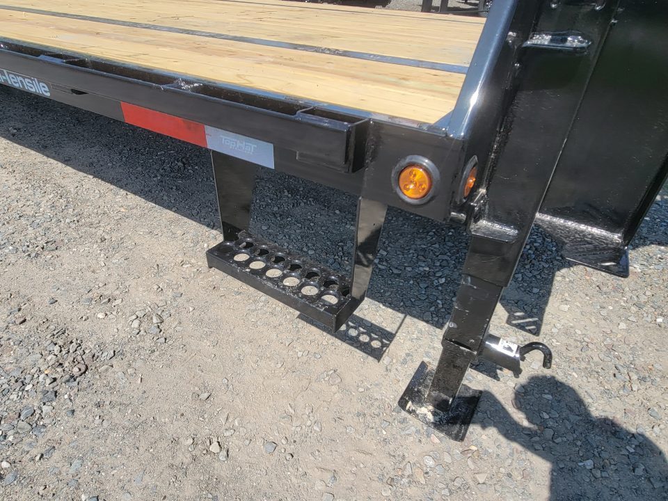New 2026 Top Hat Trailers GN159 LO PROFILE Flatbed 30' x 102" Equipment Trailer