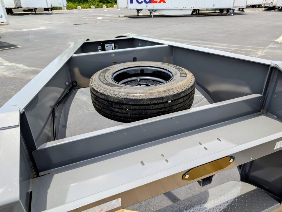 New HXD-210-GN-24' Gravity Tilt 102" Wide: 23K (GVWR), Drive Over Fenders, Gooseneck Equipment Trailer