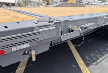 New HXD-210-GN-24' Gravity Tilt 102" Wide: 23K (GVWR), Drive Over Fenders, Gooseneck Equipment Trailer
