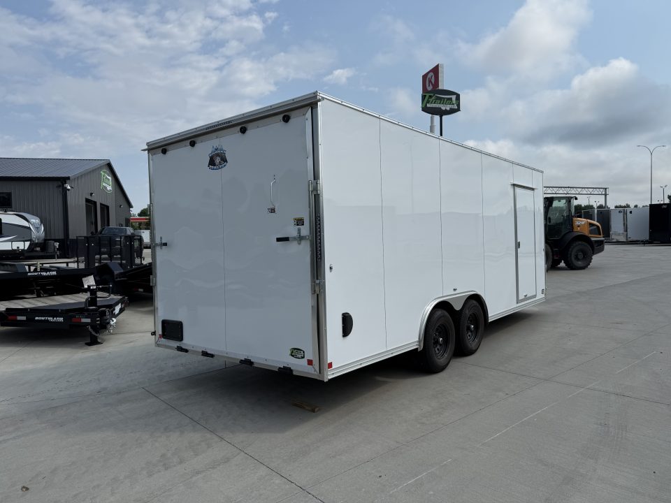 New 2027 R&M 8.5x20 + 2’V Rear Ramp Enclosed Cargo Trailer Car Hauler