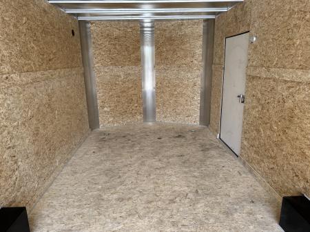 New 2027 R&M 8.5x20 + 2’V Rear Ramp Enclosed Cargo Trailer Car Hauler