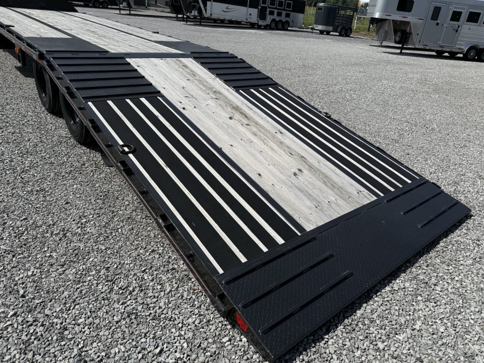 New 2024 Diamond C Trailers FMAX210 35 x 102 HDT Equipment Trailer