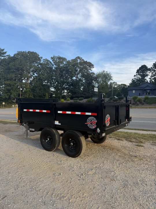 New 2027 HOMESTEADER 610MB SERIES/ 6X10 DUMP TRAILER / 5200# Electric Brake Axles / Curb Side Drop Side / Combo Spread - Barn Door Rear Gates / Tarp