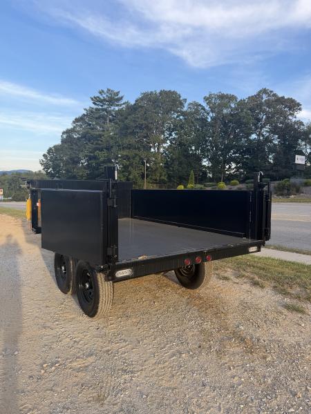 New 2027 HOMESTEADER 610MB SERIES/ 6X10 DUMP TRAILER / 5200# Electric Brake Axles / Curb Side Drop Side / Combo Spread - Barn Door Rear Gates / Tarp