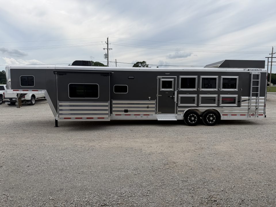 New 2026 Featherlite 4 Horse 15' Living Quarters Gooseneck Horse Trailer
