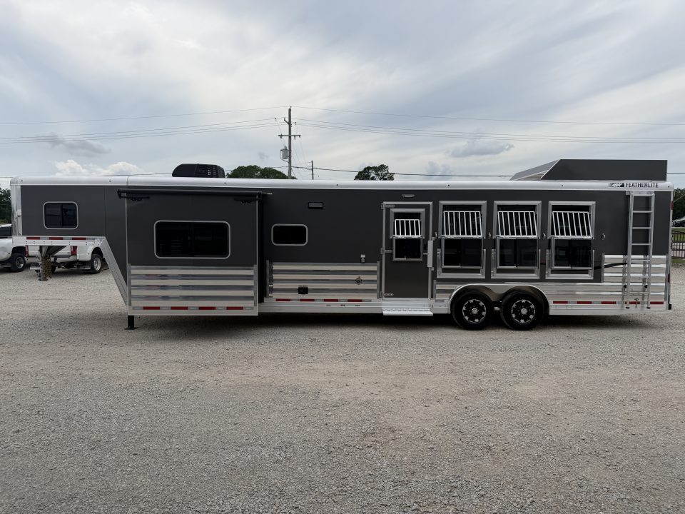 New 2026 Featherlite 4 Horse 15' Living Quarters Gooseneck Horse Trailer