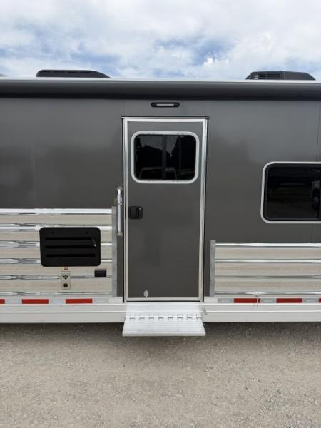 New 2026 Featherlite 4 Horse 15' Living Quarters Gooseneck Horse Trailer