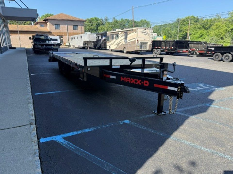 New 2027 MAXX-D DOX10220 Equipment Trailer