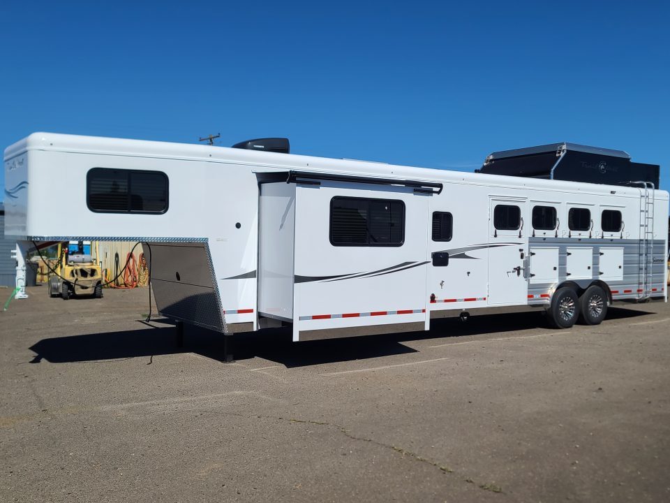 New 2027 Trails West Sierra 4H 15x19 Living Quarters-Hay Pod-Fold Down Bunk- Horse Trailer