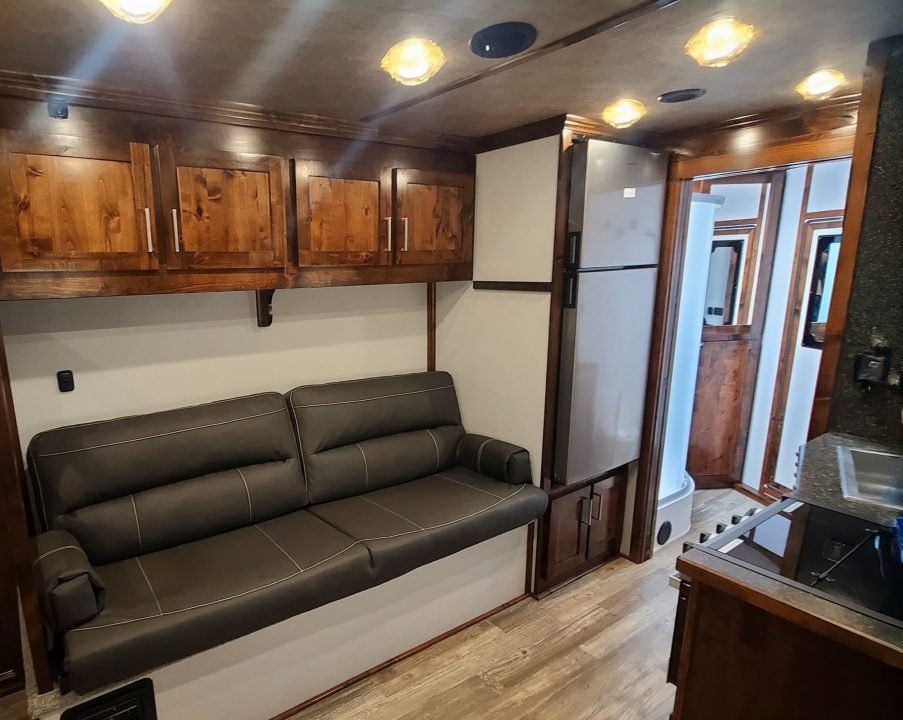 New 2027 Trails West Sierra 4H 15x19 Living Quarters-Hay Pod-Fold Down Bunk- Horse Trailer