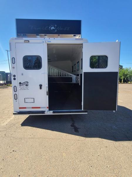 New 2027 Trails West Sierra 4H 15x19 Living Quarters-Hay Pod-Fold Down Bunk- Horse Trailer