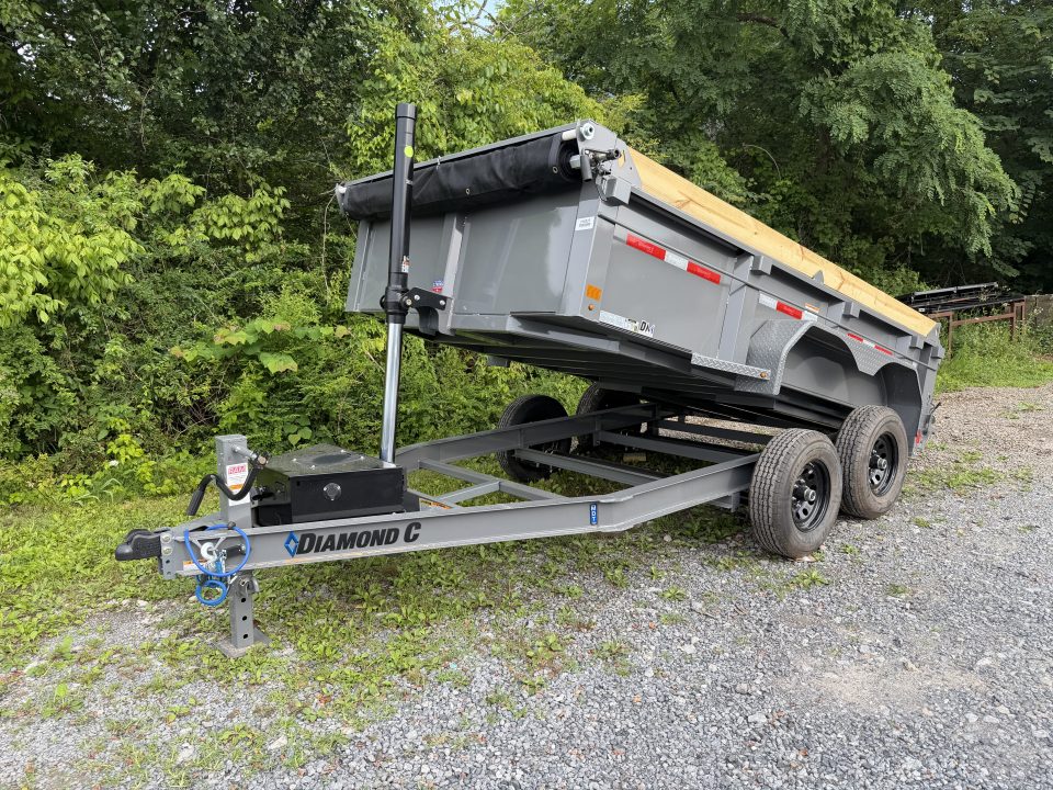 New 2028 Diamond C MDT206 Dump Trailer PACESETTER EDITION 6’5”X12’ SOLAR CHARGER ,12K JACK