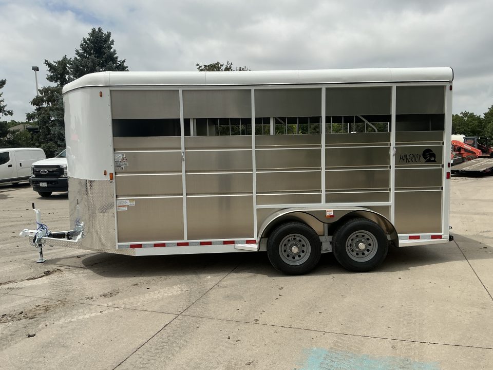 New 2027 MAVERICK 3HS-9.9K 7'6" Horse Trailer