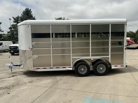 New 2027 MAVERICK 3HS-9.9K 7'6" Horse Trailer