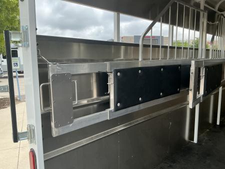 New 2027 MAVERICK 3HS-9.9K 7'6" Horse Trailer