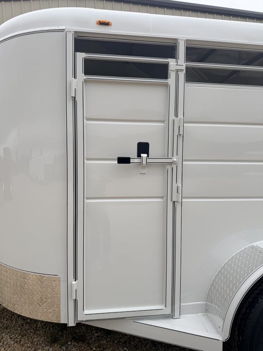 New 2026 Calico Trailers 6 ft x 12 ft Bumper Pull 2 Horse Slant GVWR 7k 3500# Axles Stock / Stock Combo Trailer Stock / Stock Combo Trailer
