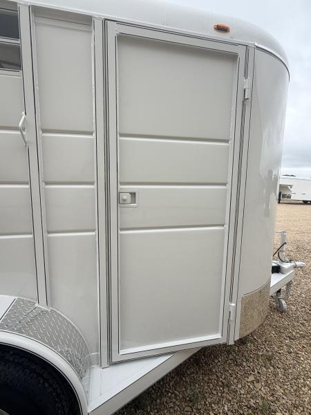 New 2026 Calico Trailers 6 ft x 12 ft Bumper Pull 2 Horse Slant GVWR 7k 3500# Axles Stock / Stock Combo Trailer Stock / Stock Combo Trailer