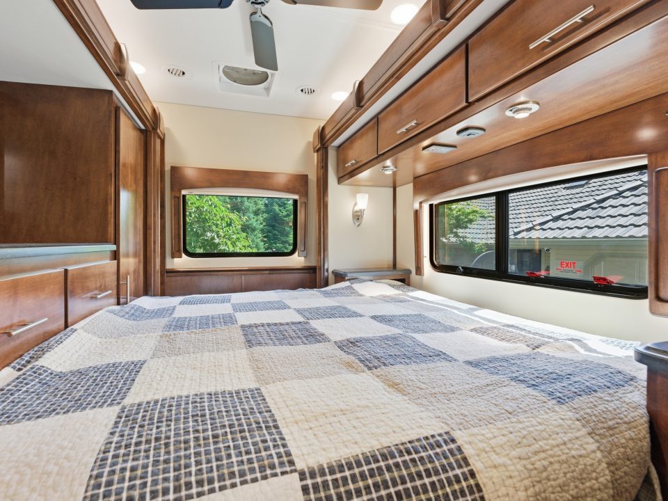 Used 2022 Renegade 41’ Tandem Axle Motorcoach