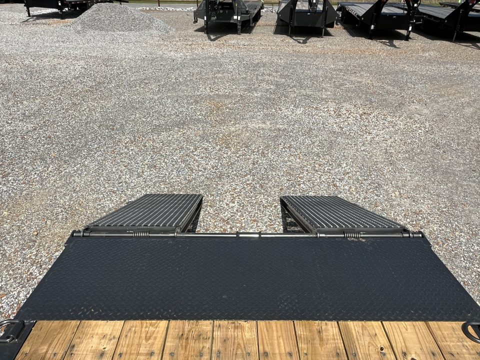 New 2027 MAXXD 83"x22' 17.5k Equipment Trailer *ALL NEW*